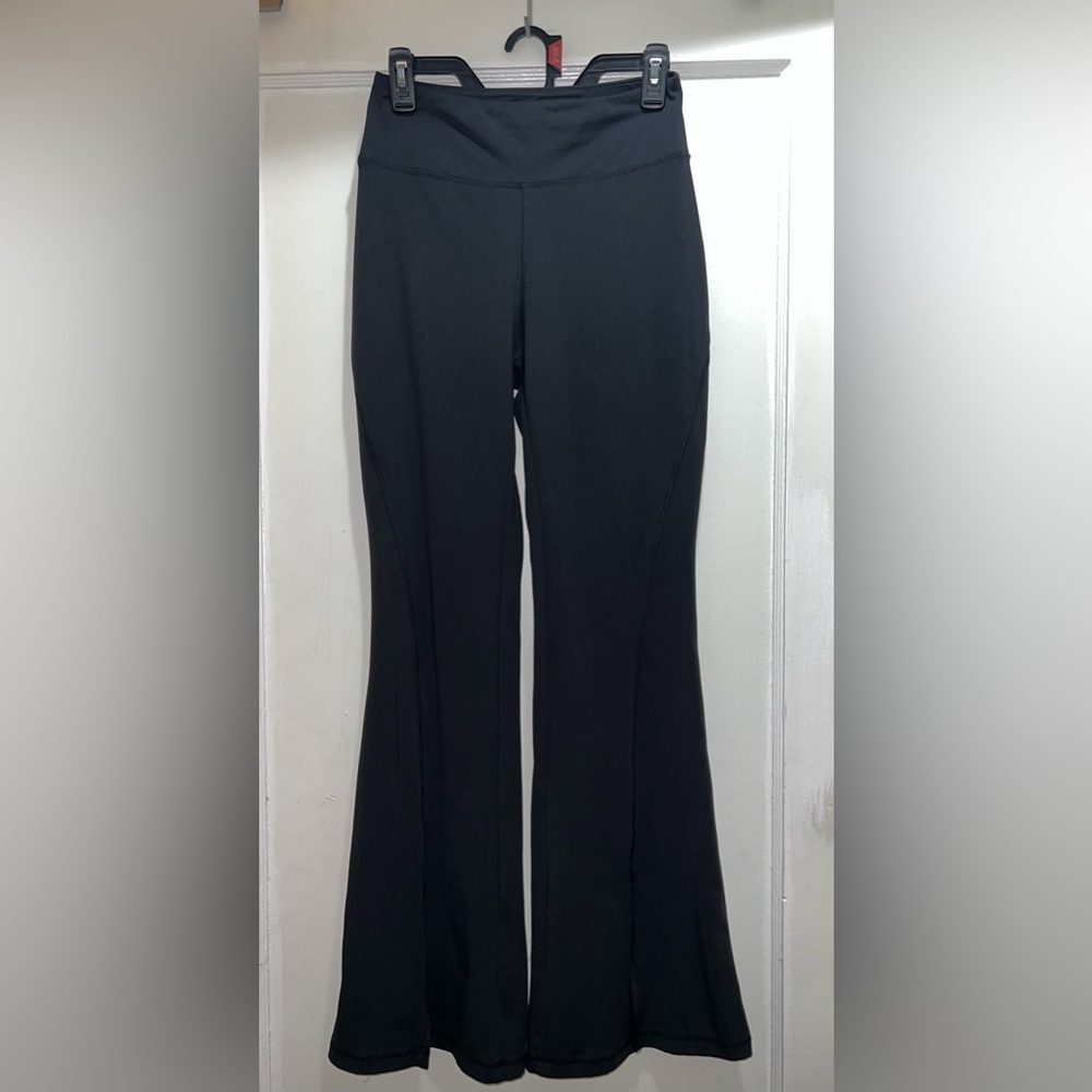 High rise flare leggings with split hem
